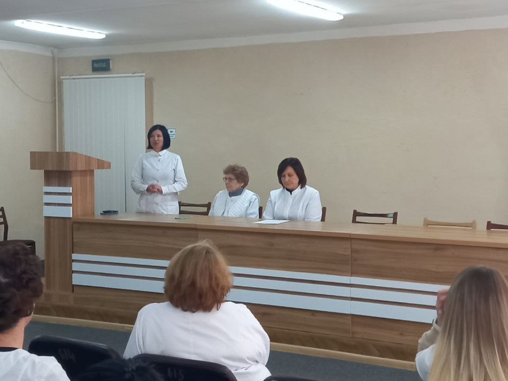2.11.2023 Підсумкова клінічна конференція слухачів циклу спеціалізації "Терапевтична стоматологія"
