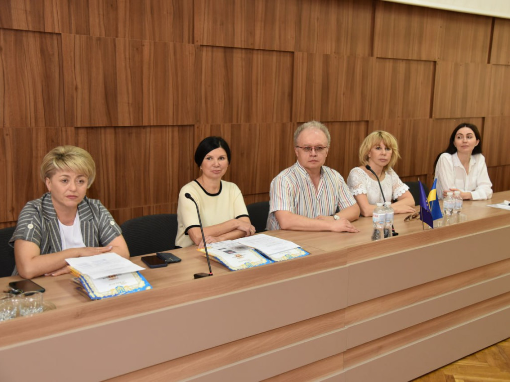 23 травня 2024 року - щорічна Всеукраїнська науково-практична конференція лікарів-інтернів «Актуальні питання клінічної медицини»