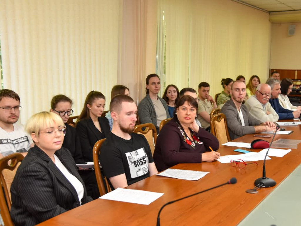Всеукраїнська науково-практичній конференції лікарів-інтернів «Актуальні питання клінічної медицини» 22 травня 2025 р.  секція «Стоматологія»