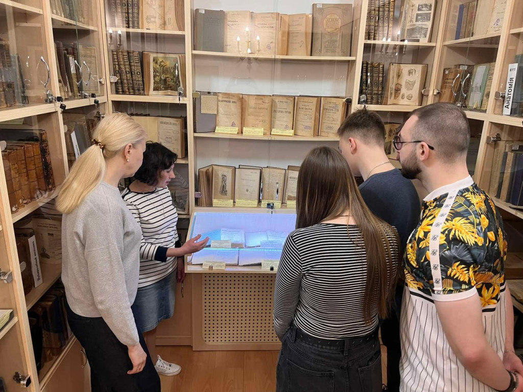 Екскурсія до музею раритетної книги: враження
