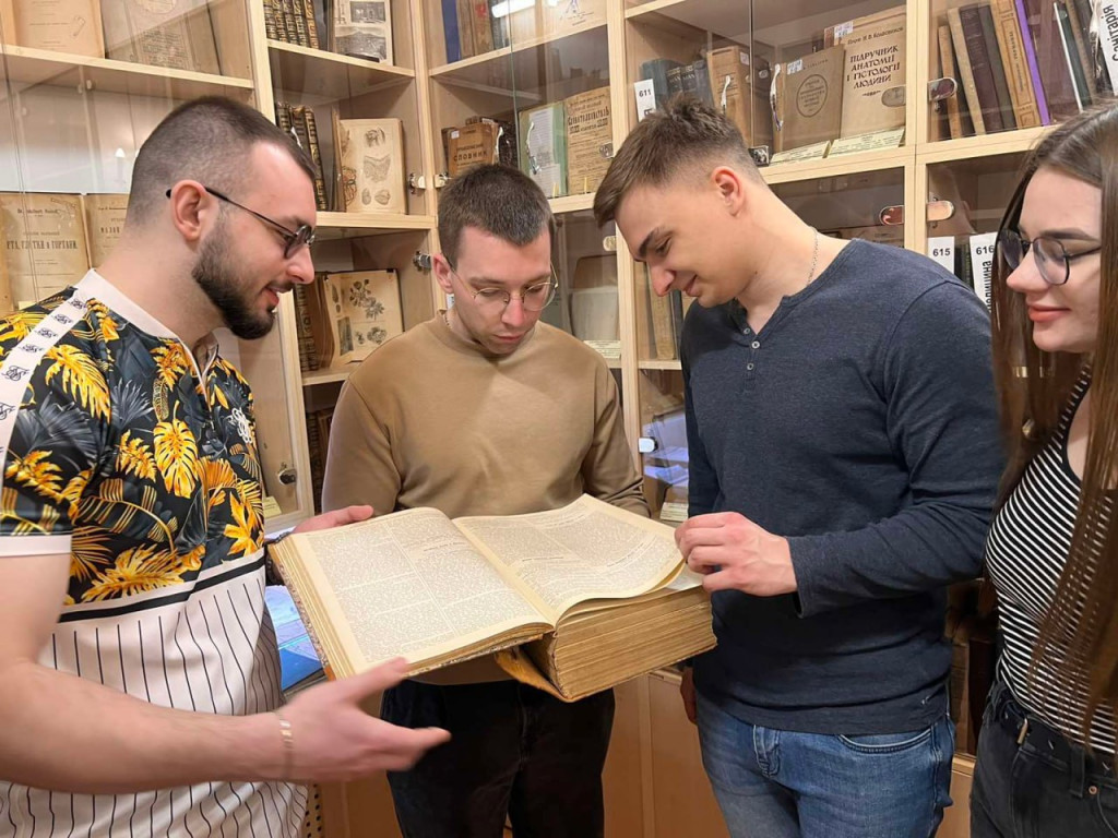 Екскурсія до музею раритетної книги: враження